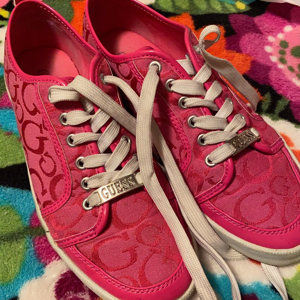 Pink guess shoes